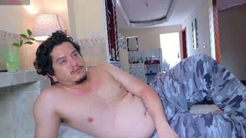 Snapshot of roxyandaron2 chatting on June 8, 2026, 4:29 pm RoxyAron online show from June 8, 2026, 4:29 pm