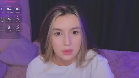 Roxy online show from March 6, 2025, 5:54 pm