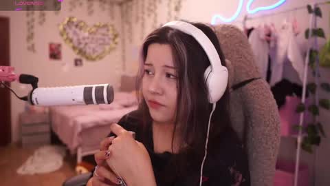 Snapshot of roxysuh chatting on May 9, 2026, 8:08 am roxysuh online show from May 9, 2026, 8:08 am