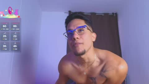 Snapshot of roy_barney chatting on June 5, 2026, 10:26 pm ANTONIO online show from June 5, 2026, 10:26 pm