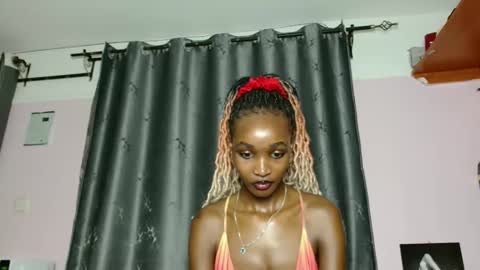 Softluxe online show from April 15, 2026, 7:26 am