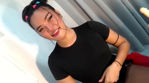 royaltymarcela6969 online show from November 13, 2025, 6:12 am