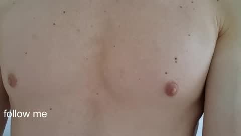 Roy online show from April 22, 2026, 1:52 am