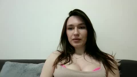 Roza05x online show from May 24, 2026, 9:25 am