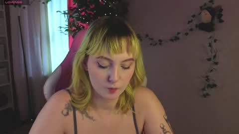 Roziett online show from April 20, 2026, 8:50 am