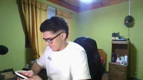 rpaulo25 online show from January 15, 2025, 1:02 am