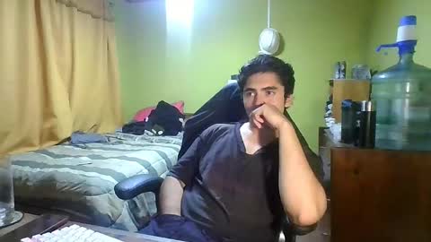 rpaulo25 online show from April 16, 2026, 5:41 am