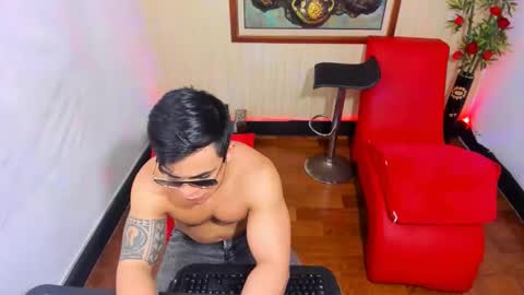 rrmodelsstars online show from April 4, 2026, 2:10 am