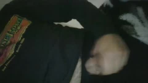 rshjayy online show from December 5, 2025, 3:26 am