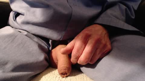 Snapshot of rubbertapper chatting on December 10, 2024, 10:37 pm rubbertapper online show from December 10, 2024, 10:37 pm