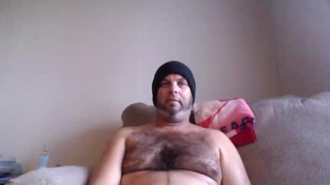 rubbingoneout714 online show from December 4, 2024, 9:46 pm