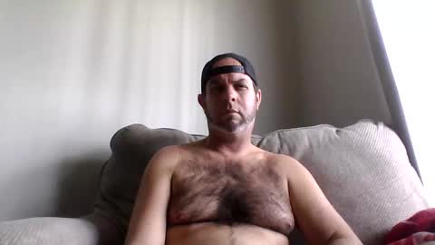 rubbingoneout714 online show from January 18, 2025, 7:37 pm