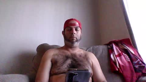 rubbingoneout714 online show from February 19, 2025, 11:25 pm