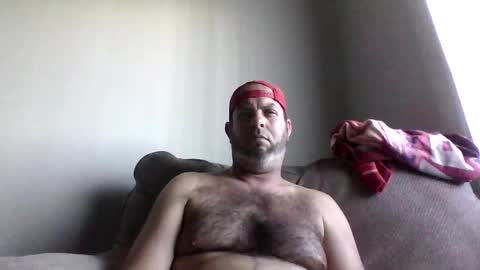 rubbingoneout714 online show from February 26, 2025, 11:37 pm