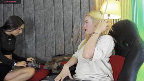 rubby_lux online show from November 20, 2025, 1:22 pm