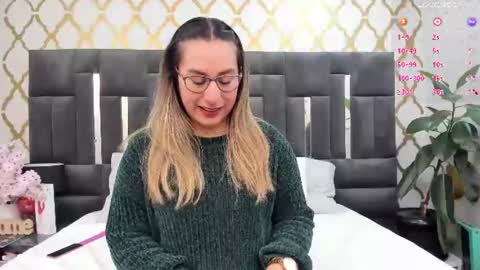 Snapshot of rubby_taylor chatting on June 18, 2026, 2:54 pm RubbyTaylor online show from June 18, 2026, 2:54 pm
