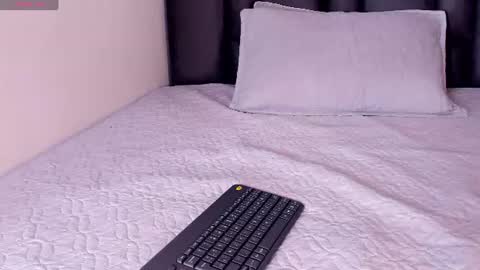 Snapshot of ruby_nights chatting on July 6, 2026, 11:29 am ruby_nights online show from July 6, 2026, 11:29 am