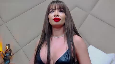 Ruby Luxe online show from January 14, 2025, 12:14 pm