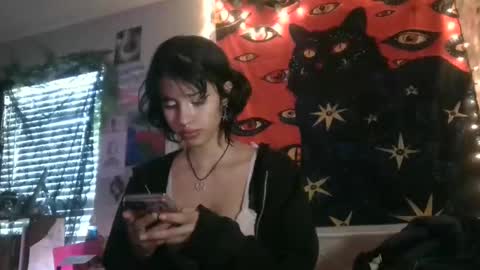 Snapshot of rubyred6923 chatting on January 17, 2025, 6:23 pm Ruby Red online show from January 17, 2025, 6:23 pm