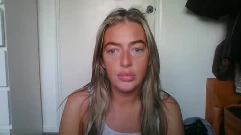 rubyredxxxoxxx online show from September 28, 2025, 6:41 am