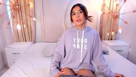 Ruby online show from November 12, 2025, 7:35 pm