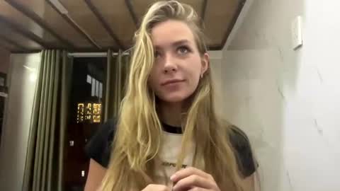 Snapshot of rudygartenmayer chatting on June 23, 2026, 12:14 pm KaY online show from June 23, 2026, 12:14 pm