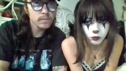 ruinedsistr online show from November 10, 2025, 4:55 am