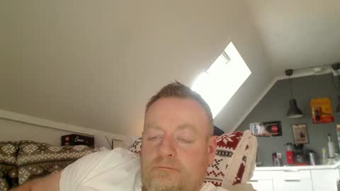 Snapshot of runepetter chatting on February 3, 2025, 2:24 pm bignorwegian online show from February 3, 2025, 2:24 pm