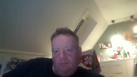 Snapshot of runepetter chatting on February 21, 2025, 10:26 pm bignorwegian online show from February 21, 2025, 10:26 pm