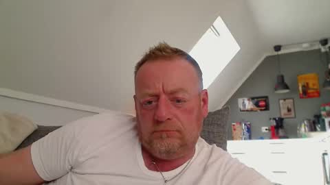 Snapshot of runepetter chatting on September 13, 2025, 2:17 pm bignorwegian online show from September 13, 2025, 2:17 pm