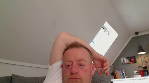 Snapshot of runepetter chatting on September 14, 2025, 3:55 pm bignorwegian online show from September 14, 2025, 3:55 pm