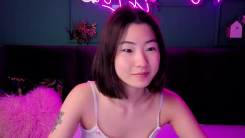 Snapshot of runi_asian chatting on June 6, 2026, 12:38 am Runi online show from June 6, 2026, 12:38 am
