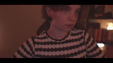 Elena online show from November 12, 2025, 11:25 pm