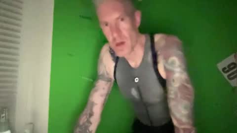 run online show from April 1, 2026, 2:12 am