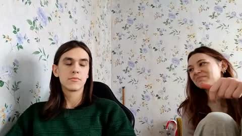 Lisa and Vlad online show from April 10, 2026, 7:13 am