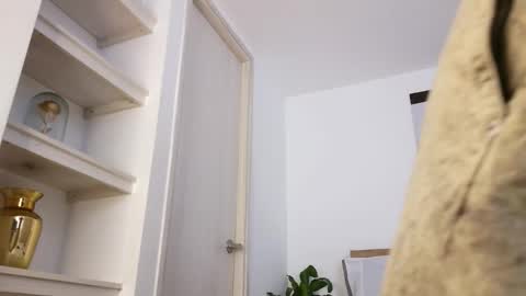 Snapshot of russell_adams_ chatting on March 17, 2026, 3:37 pm R U S S E L L online show from March 17, 2026, 3:37 pm