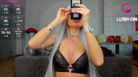 Ava online show from February 3, 2025, 6:45 am