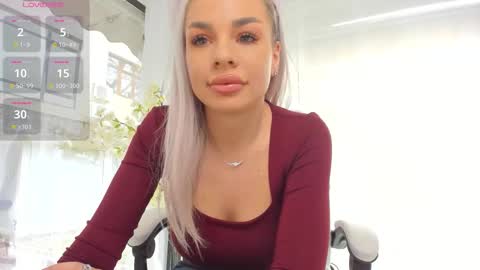 Ava online show from November 18, 2025, 8:41 am