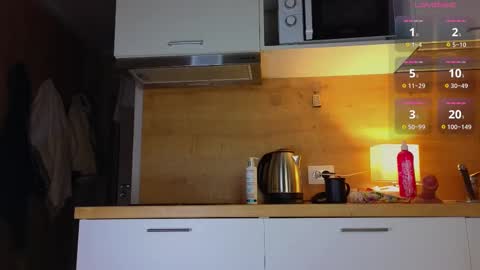 Mary online show from March 7, 2025, 2:25 am