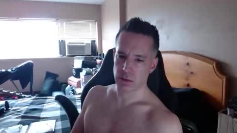 rustic_cuse_777 online show from April 13, 2026, 8:03 pm