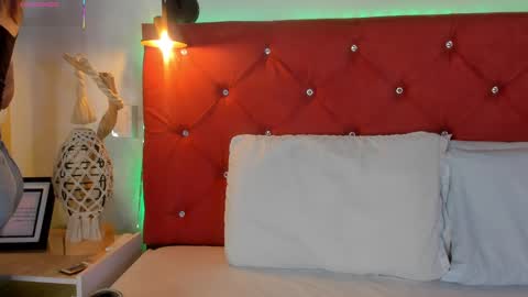 Ruth online show from October 1, 2025, 12:55 pm