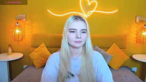 ruthbryant online show from November 15, 2025, 12:41 am