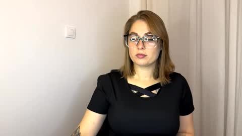 Nika online show from September 13, 2025, 6:40 pm