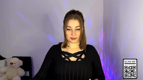 Nika online show from October 23, 2025, 1:43 pm