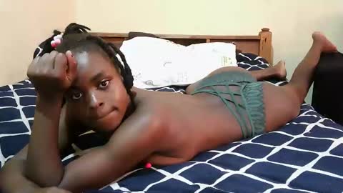 ruu_prettygal online show from April 21, 2026, 7:03 am