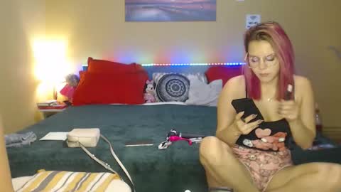 ruxandradanny online show from December 2, 2025, 2:01 pm