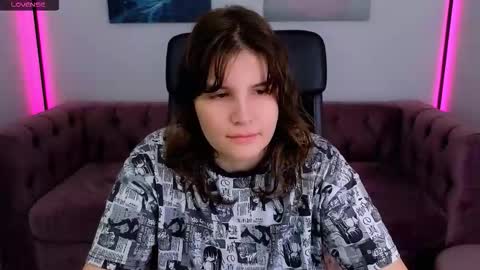 Ruyjin online show from September 23, 2025, 10:18 am