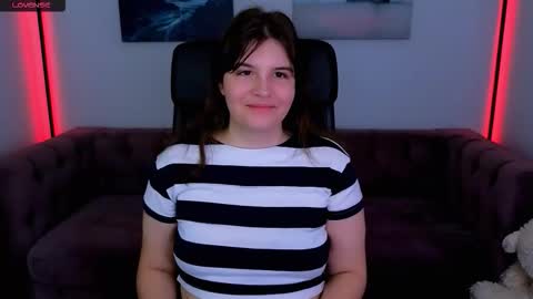 Ruyjin online show from October 18, 2025, 10:49 am