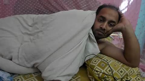 Snapshot of rwb17 chatting on February 6, 2025, 8:39 am rwb17 online show from February 6, 2025, 8:39 am