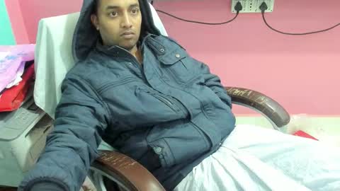 Snapshot of rwb17 chatting on December 23, 2025, 6:00 am rwb17 online show from December 23, 2025, 6:00 am